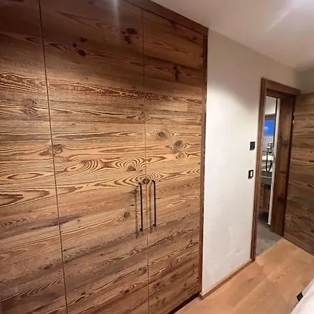 Spa, Sport & Luxury Ski-in Ski-out Apartmán *