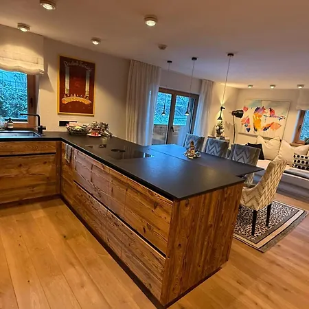 Spa, Sport & Luxury Ski-in Ski-out * Kitzbühel