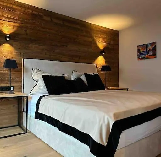 Spa, Sport & Luxury Ski-in Ski-out Apartment Kitzbühel