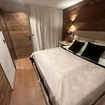 Spa, Sport & Luxury Ski-in Ski-out Apartment *